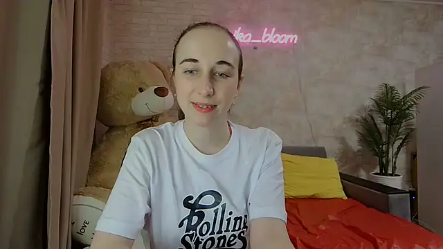 Anika bloom online show from 03.21.25