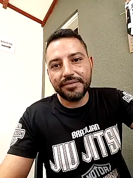 Snapshot of P4uzud4O chatting on 03.21.26 P4uzud4O online show from 03.21.26