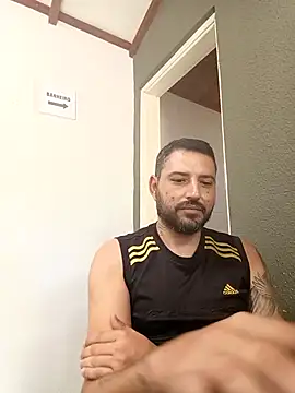 Snapshot of P4uzud4O chatting on 03.27.26 P4uzud4O online show from 03.27.26