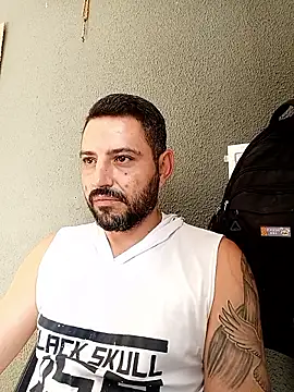 Snapshot of P4uzud4O chatting on 04.01.26 P4uzud4O online show from 04.01.26