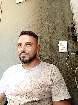 Snapshot of P4uzud4O chatting on 04.15.26 P4uzud4O online show from 04.15.26