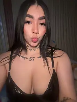 Nickiiiii online show from 02.03.26