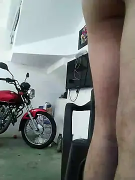 Snapshot of King_russo chatting on 02.19.25 King russo online show from 02.19.25