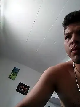 Snapshot of King_russo chatting on 10.03.25 King russo online show from 10.03.25