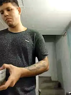 Snapshot of King_russo chatting on 11.29.25 King russo online show from 11.29.25