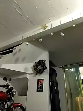 Snapshot of King_russo chatting on 12.02.25 King russo online show from 12.02.25