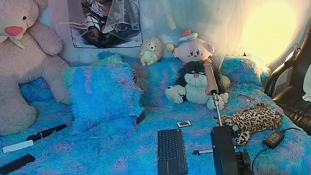 Snapshot of Kurumi57 chatting on 09.26.25 Kurumi57 online show from 09.26.25