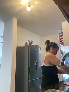 Sharongirl07 online show from 04.15.26