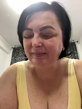 Amandamuller1982 online show from 02.13.25