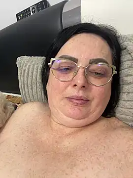 Amandamuller1982 online show from 02.14.25