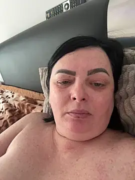 Amandamuller1982 online show from 02.19.25