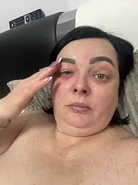 Amandamuller1982 online show from 02.20.25