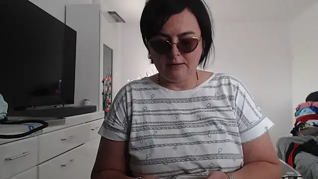 Amandamuller1982 online show from 10.05.25