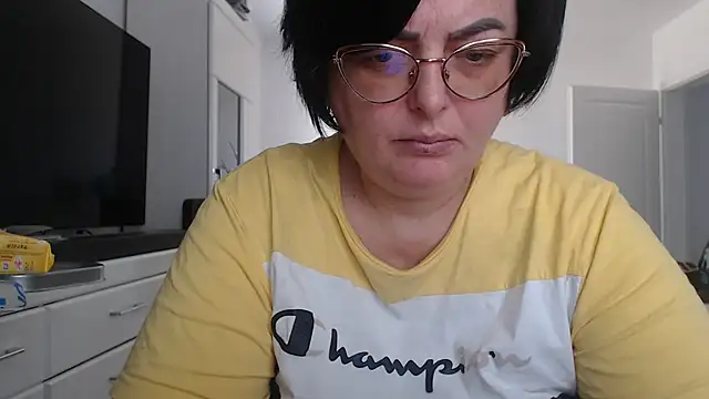 Amandamuller1982 online show from 03.17.26