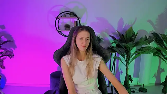 Sharon Evansi online show from 12.08.24