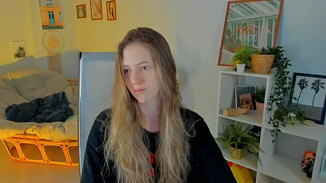 Sharon Evansi online show from 03.16.25