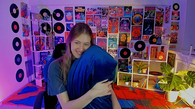 Sharon Evansi online show from 03.22.25