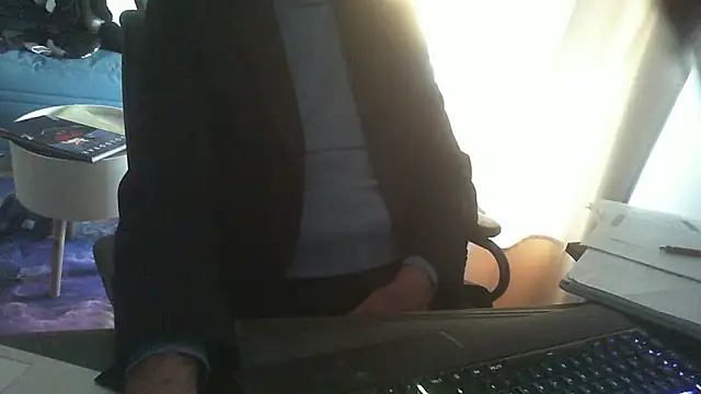 shyfrenchcock1 online show from 12.16.24