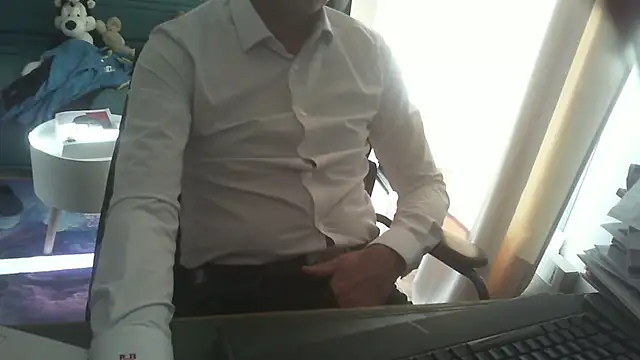 shyfrenchcock1 online show from 11.03.25