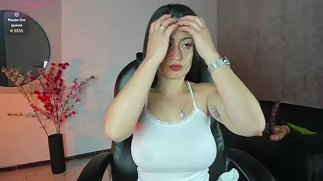 SaraMilf 69 online show from 11.14.25