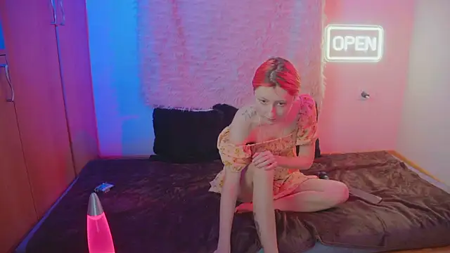 Snapshot of Bloom-fairy chatting on 02.04.26 Bloom-fairy online show from 02.04.26