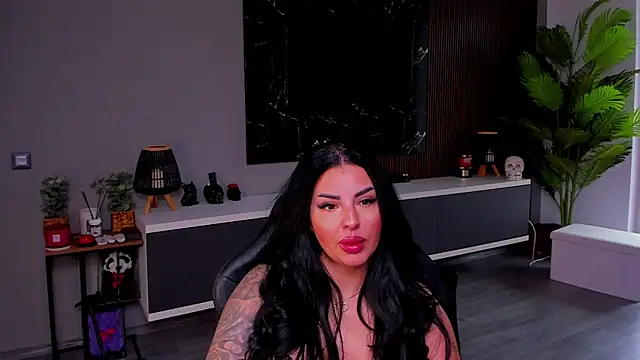 Snapshot of anemarieejolie chatting on 05.09.26 anemarieejolie online show from 05.09.26