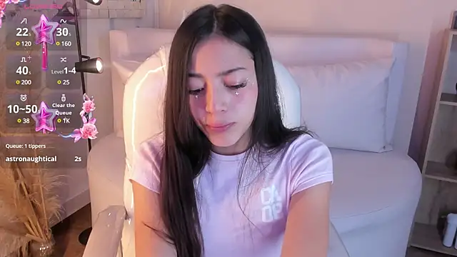 Snapshot of Meelanny_ds chatting on 03.07.25 Meelanny ds online show from 03.07.25