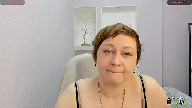 Snapshot of Dolorys chatting on 06.07.26 Dolorys online show from 06.07.26