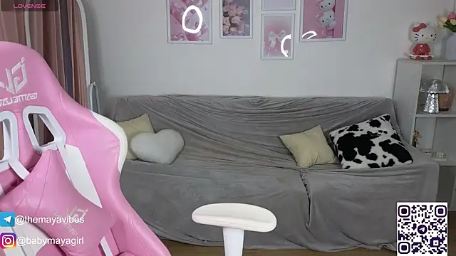 Maya Rave online show from 10.01.25