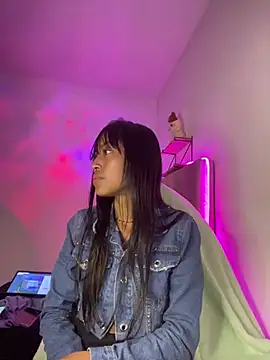 bonnie 18x online show from 03.16.25