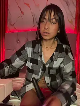 bonnie 18x online show from 03.23.25