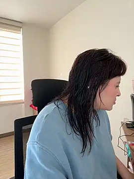 PoliBenett  online show from 10.16.25