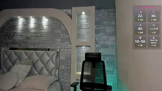 Snapshot of Aron_Bolt chatting on 03.08.25 Aron Bolt online show from 03.08.25