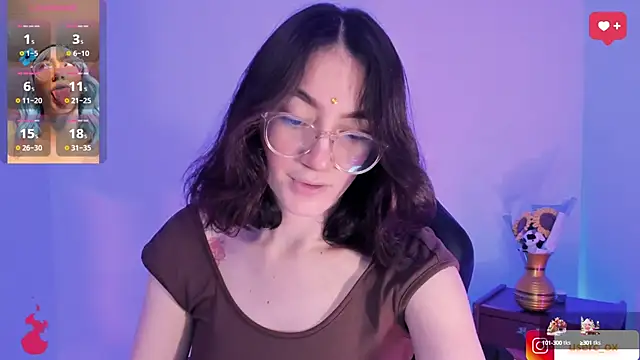 Snapshot of haanna_thompsoon chatting on 01.14.25 haanna thompsoon online show from 01.14.25