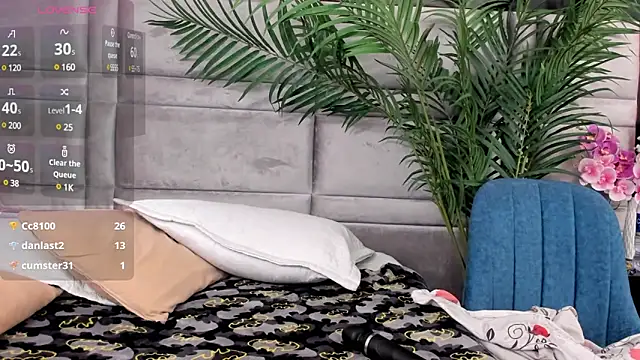 Snapshot of Im_gaia chatting on 02.06.25 Im gaia online show from 02.06.25