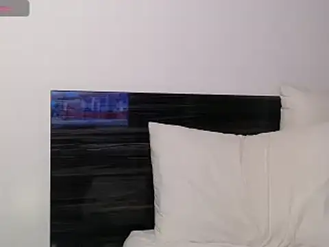 Snapshot of FaustoCock chatting on 02.20.25 FaustoCock online show from 02.20.25