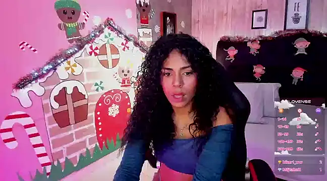 Snapshot of Edelaine_rogers chatting on 12.02.24 Edelaine rogers online show from 12.02.24