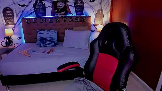 Snapshot of Edelaine_rogers chatting on 10.20.25 Edelaine rogers online show from 10.20.25