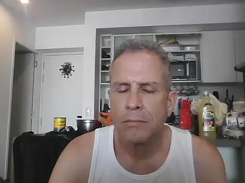 Snapshot of Diegoperrote682661 chatting on 01.14.26 Diegoperrote682661 online show from 01.14.26