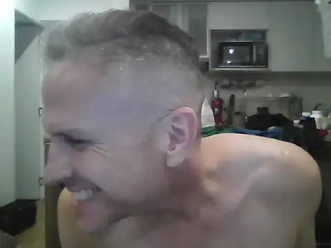 Snapshot of Diegoperrote682661 chatting on 04.15.26 Diegoperrote682661 online show from 04.15.26