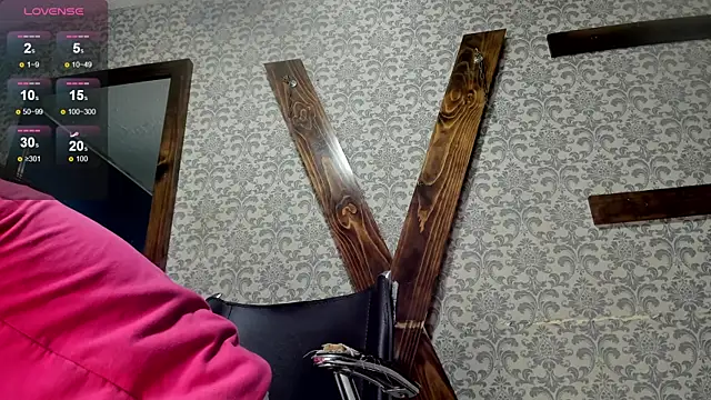 Snapshot of Mia_scarlet69 chatting on 03.01.25 Mia scarlet69 online show from 03.01.25