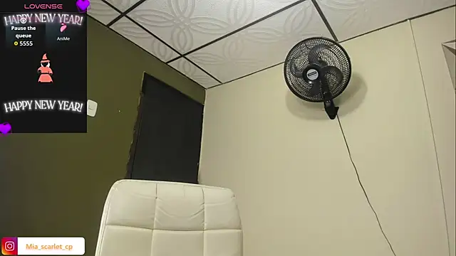 Mia scarlet69 online show from 02.11.26