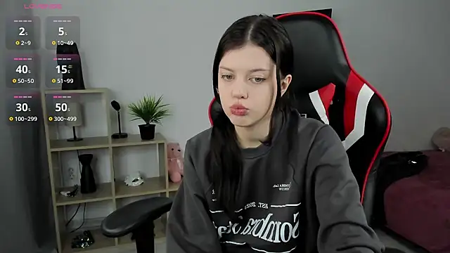 Este Glen online show from 12.06.24