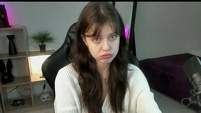 Este Glen online show from 02.27.25