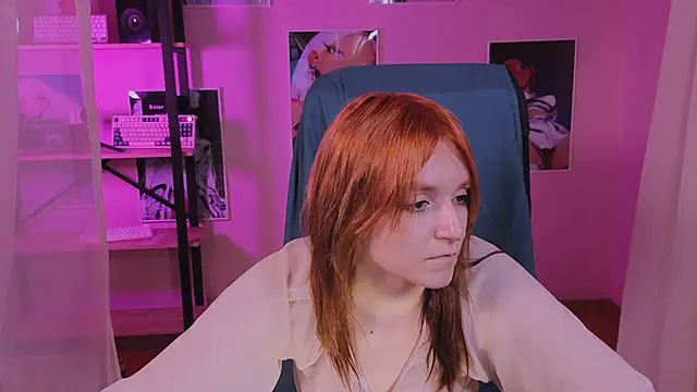 Snapshot of Rita_flame chatting on 10.25.25 Rita flame online show from 10.25.25