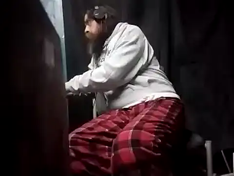 Snapshot of linksjack1010 chatting on 02.22.25 linksjack1010 online show from 02.22.25