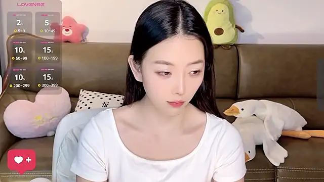 Yilin1999 online show from 03.06.25