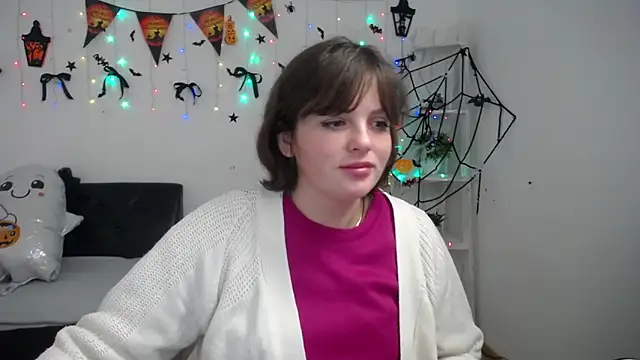 Snapshot of StaceyLex chatting on 10.22.25 StaceyLex online show from 10.22.25