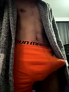 pxrnsenpaii online show from 10.12.25