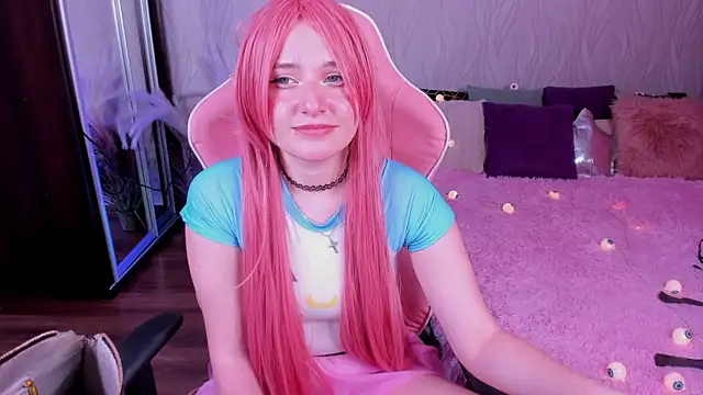 LisaElfy online show from 12.22.24